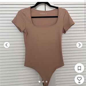 Abercrombie short-sleeve bodysuit size M